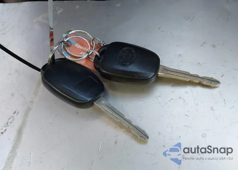 2016 Toyota Rav4 Xle from USA, damaged, VIN 2T3WFREV0GW256078